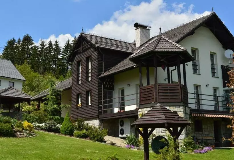 Majatalo Privat Pod Skalkou