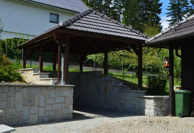 Majatalo Privat Pod Skalkou