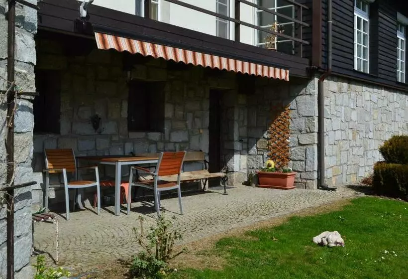 Majatalo Privat Pod Skalkou