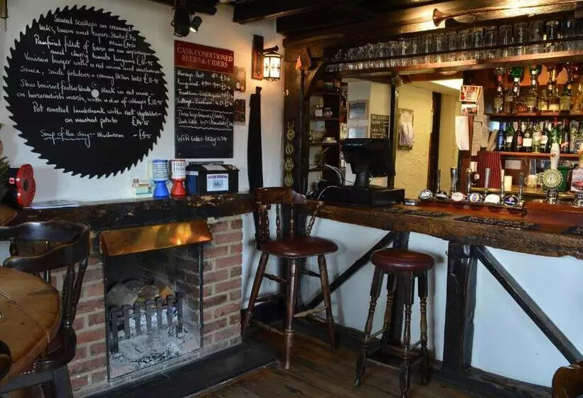 Retkeilymaja Two Sawyers