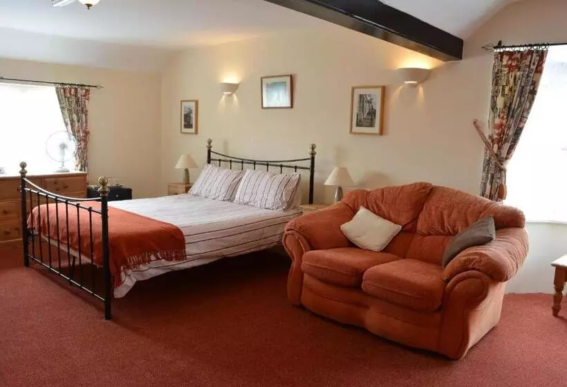 Retkeilymaja Two Sawyers