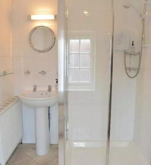 Retkeilymaja Two Sawyers