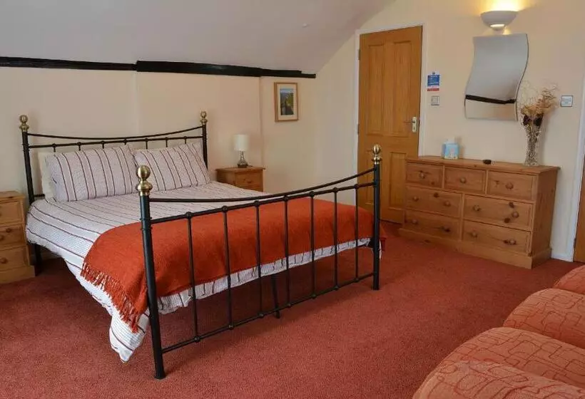 Retkeilymaja Two Sawyers