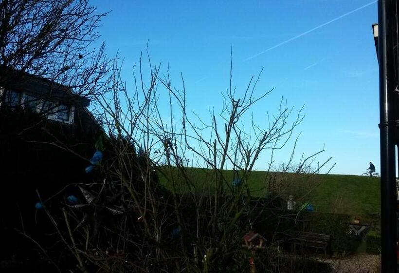 B&b Aan De Limes In Maurik