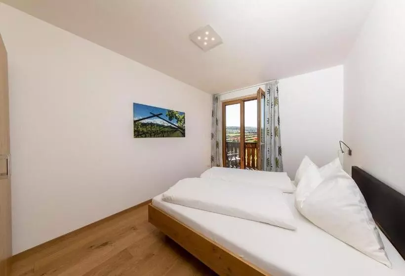 ベッドアンドブレックファースト Appartements Weisshauserhof