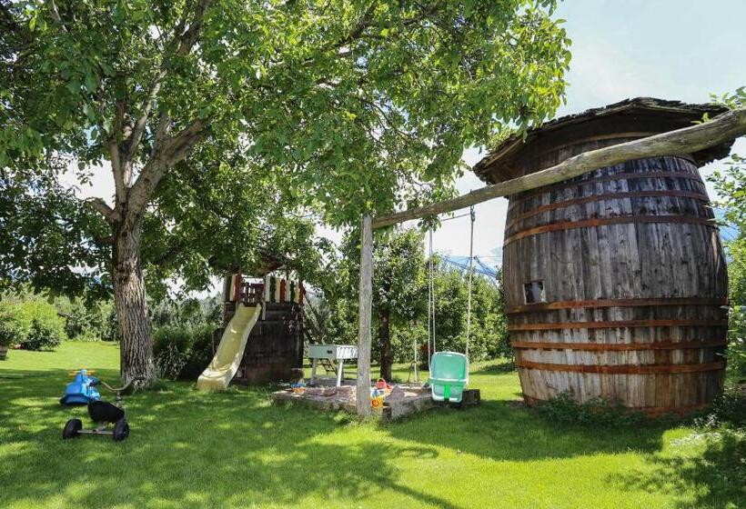 Nocleg ze śniadaniem Appartements Weisshauserhof