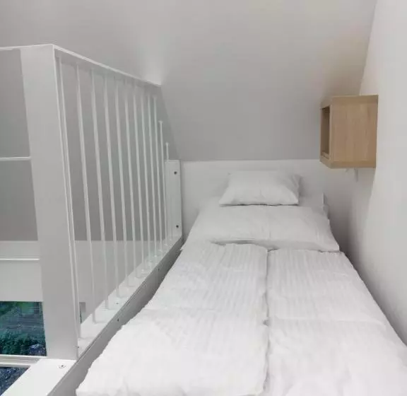 ベッドアンドブレックファースト Bagolyvár Fogadó  újfalusy Márton Vendégház