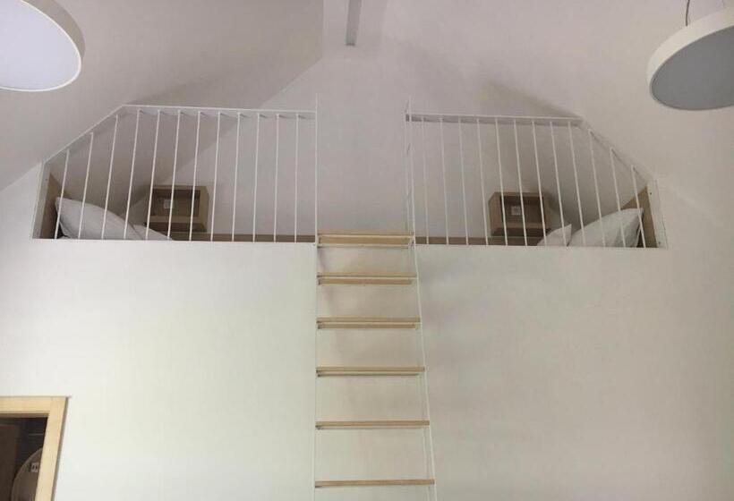 Bed and Breakfast Bagolyvár Fogadó  újfalusy Márton Vendégház