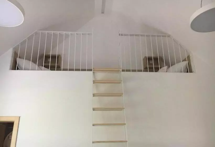 ベッドアンドブレックファースト Bagolyvár Fogadó  újfalusy Márton Vendégház