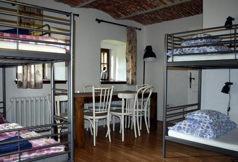 Bed and Breakfast Bagolyvár Fogadó  újfalusy Márton Vendégház