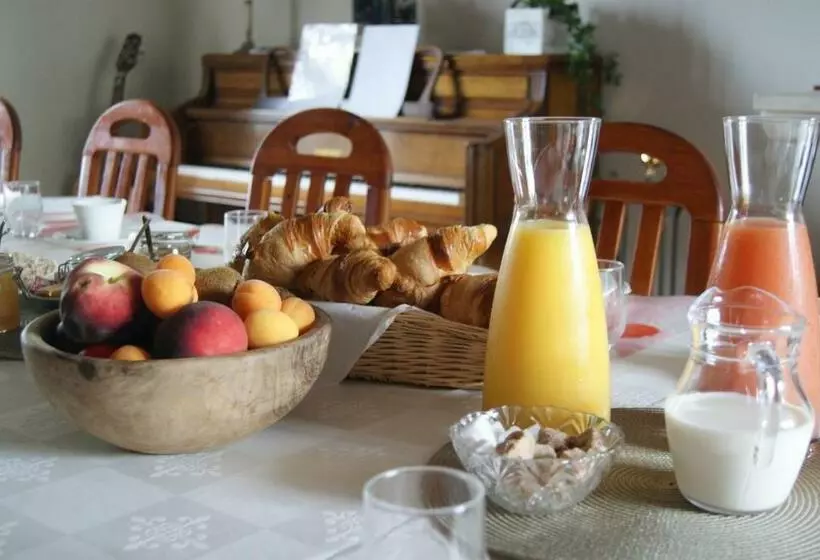 Aamiaismajoitus (B&B) La Bihourderie