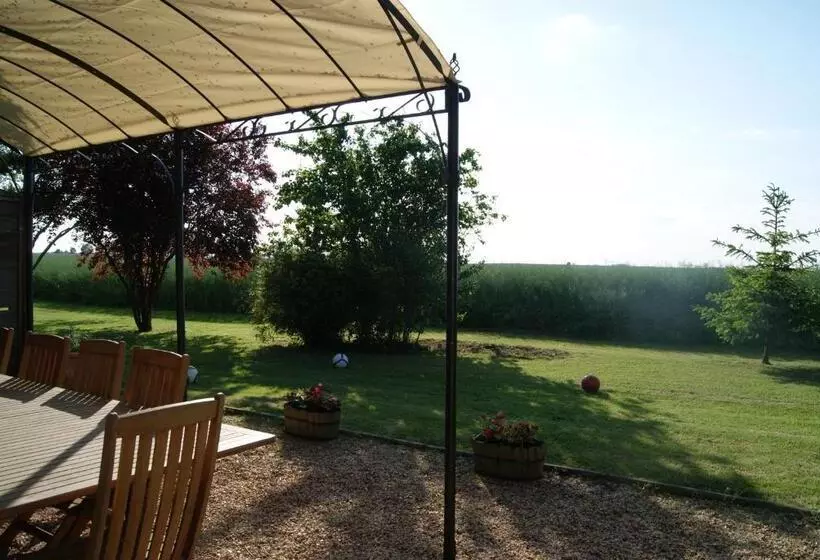 Aamiaismajoitus (B&B) La Bihourderie