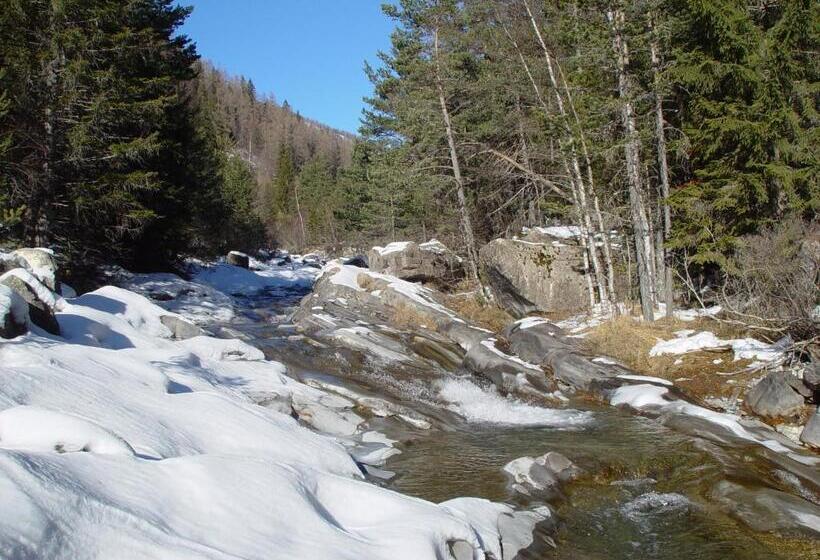 ベッドアンドブレックファースト La Ressource