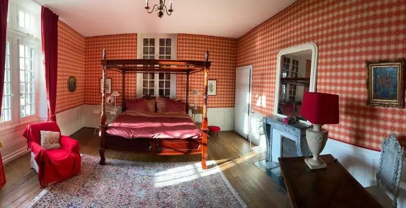 Aamiaismajoitus (B&B) Le Castel Ecossais