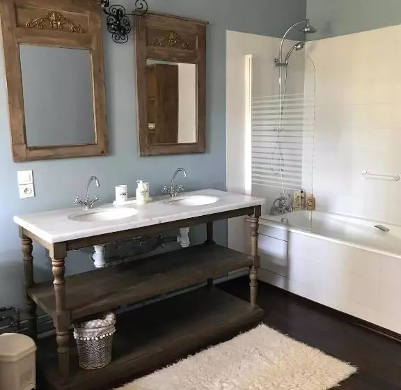 Aamiaismajoitus (B&B) Le Castel Ecossais