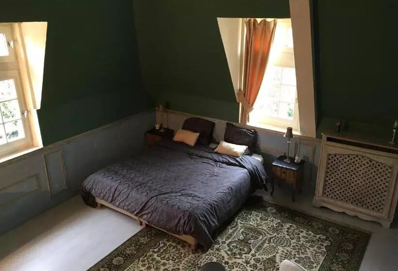 Aamiaismajoitus (B&B) Le Castel Ecossais