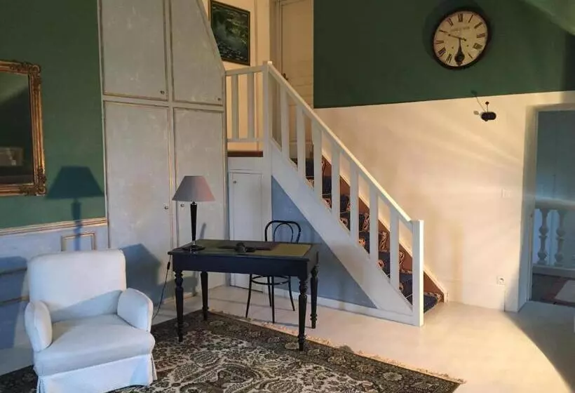 Aamiaismajoitus (B&B) Le Castel Ecossais