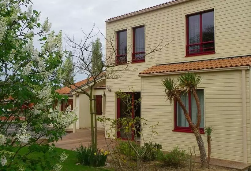 Aamiaismajoitus (B&B) Le Logis De Saint Martin