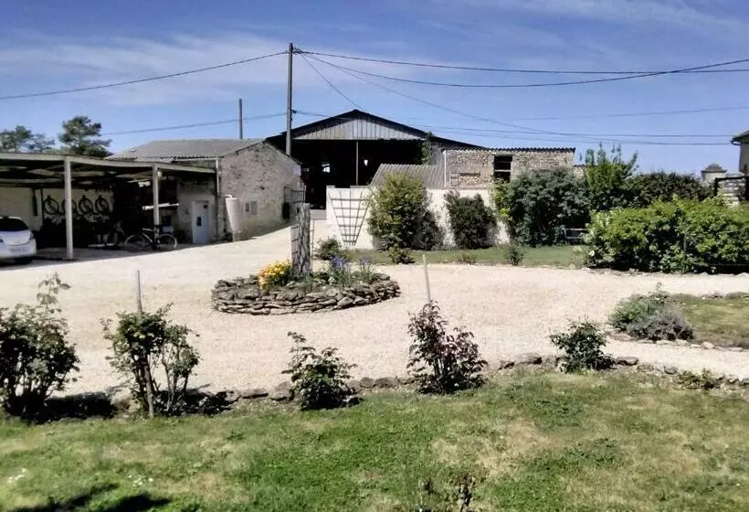 ベッドアンドブレックファースト Le Vieux Logis