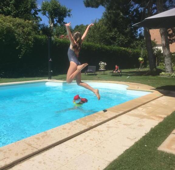 مبيت وإفطار Les Prémices De La Forêt