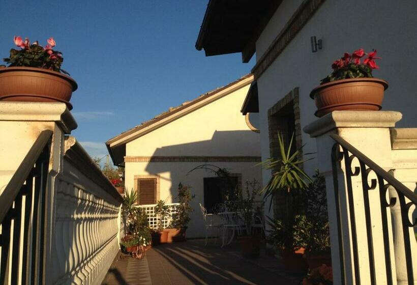 تختخواب و صبحانه Via Col Vento