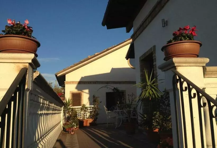 تختخواب و صبحانه Via Col Vento