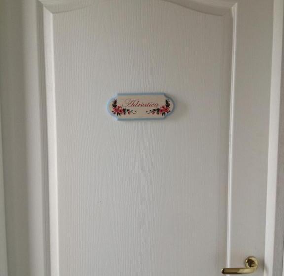 تختخواب و صبحانه Via Col Vento