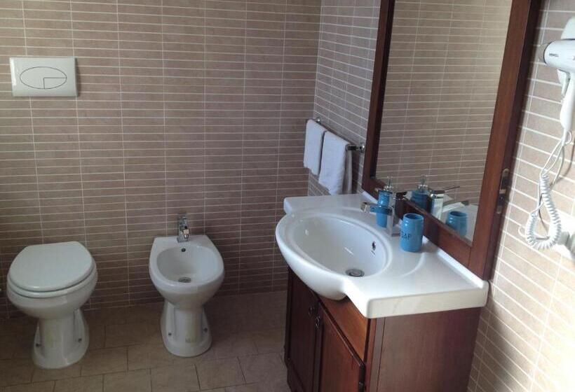 تختخواب و صبحانه Via Col Vento