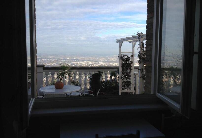 تختخواب و صبحانه Via Col Vento