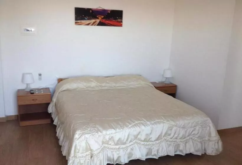 تختخواب و صبحانه Via Col Vento