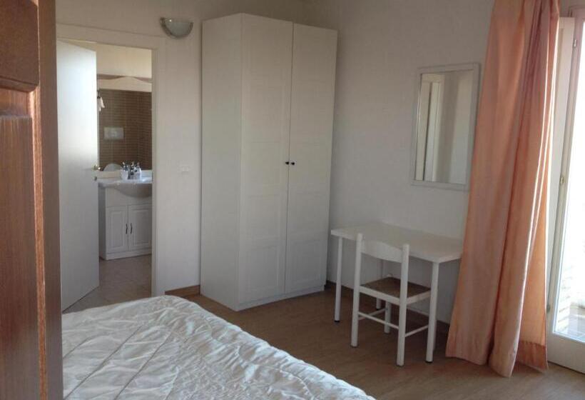 تختخواب و صبحانه Via Col Vento