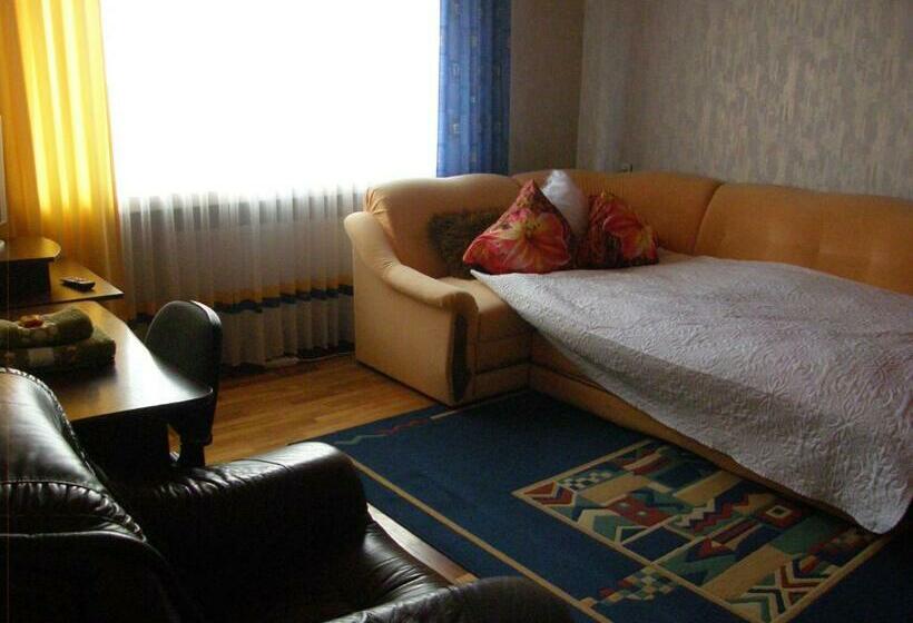 پانسیون Home For Guests Lakštingala