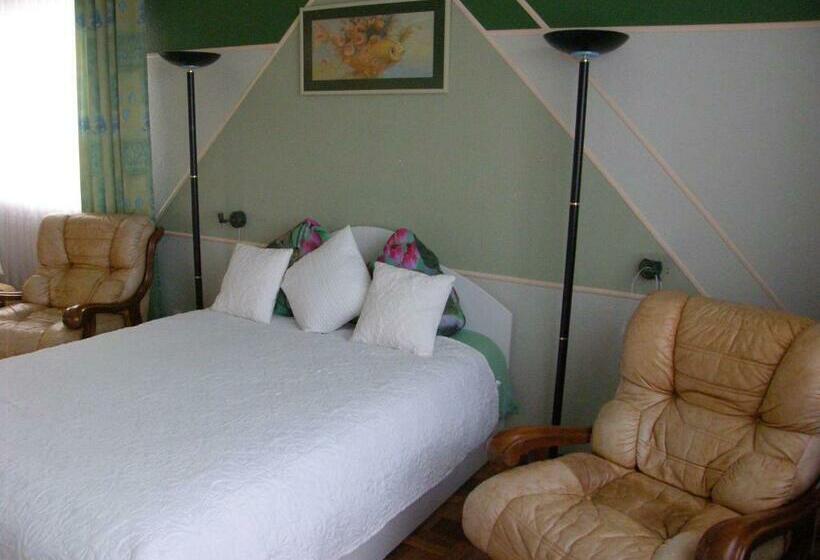 پانسیون Home For Guests Lakštingala