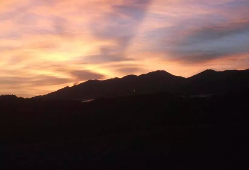 Majatalo Los Geraneos