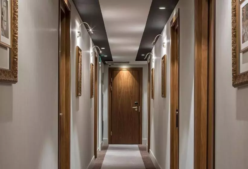 Hotelli Akvarel Stoleshnikov