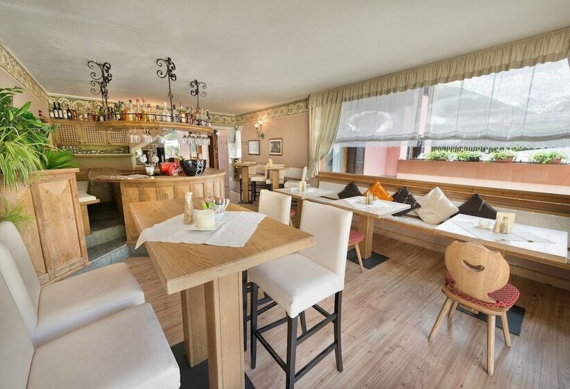 בית מלון כפרי Astra