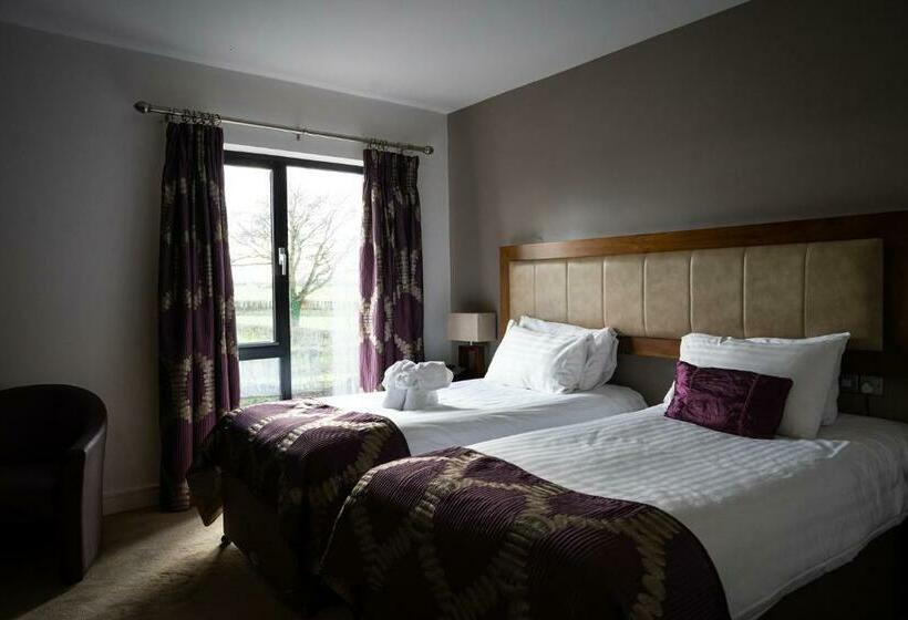 בית מלון כפרי Ballyrobin