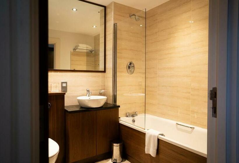 בית מלון כפרי Ballyrobin