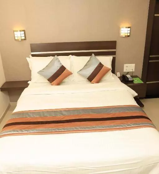 Click Hotel Yuvraj