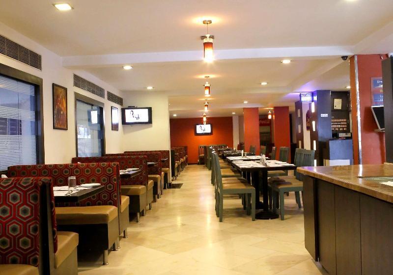 Click Hotel Yuvraj