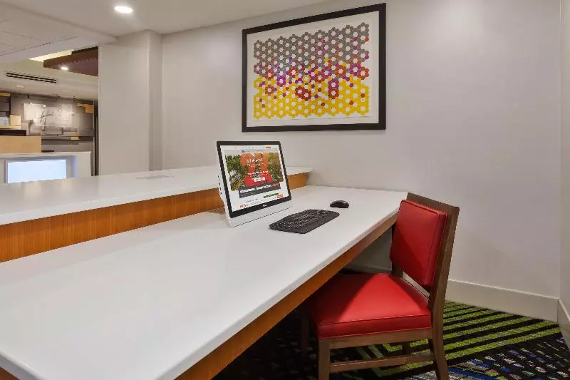 Hôtel Holiday Inn Express & Suites Chesapeake, An Ihg