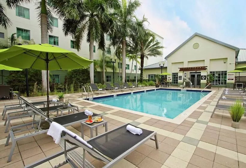 فندق Homewood Suites By Hilton Ft.lauderdale Airportcruise Port