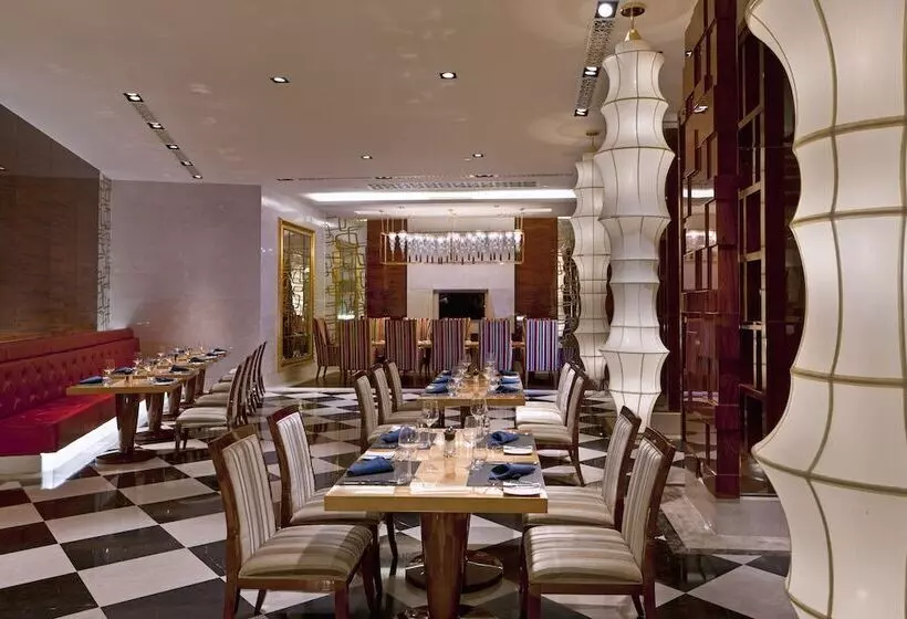 هتل Sheraton Chongqing