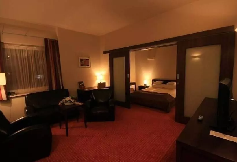 酒店 Tęczowy Młyn