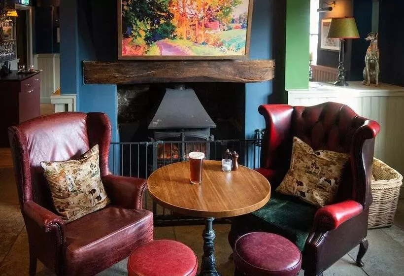 فندق The Carnarvon Arms