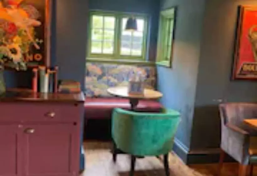 فندق The Carnarvon Arms