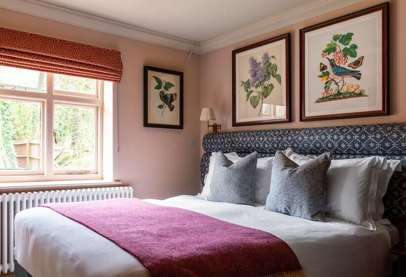 فندق The Carnarvon Arms