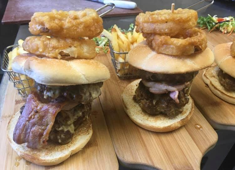 Отель The New Alexandra