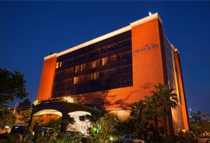 هتل The Piccadily