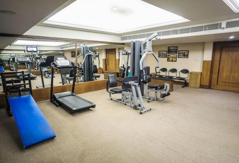 هتل The Piccadily